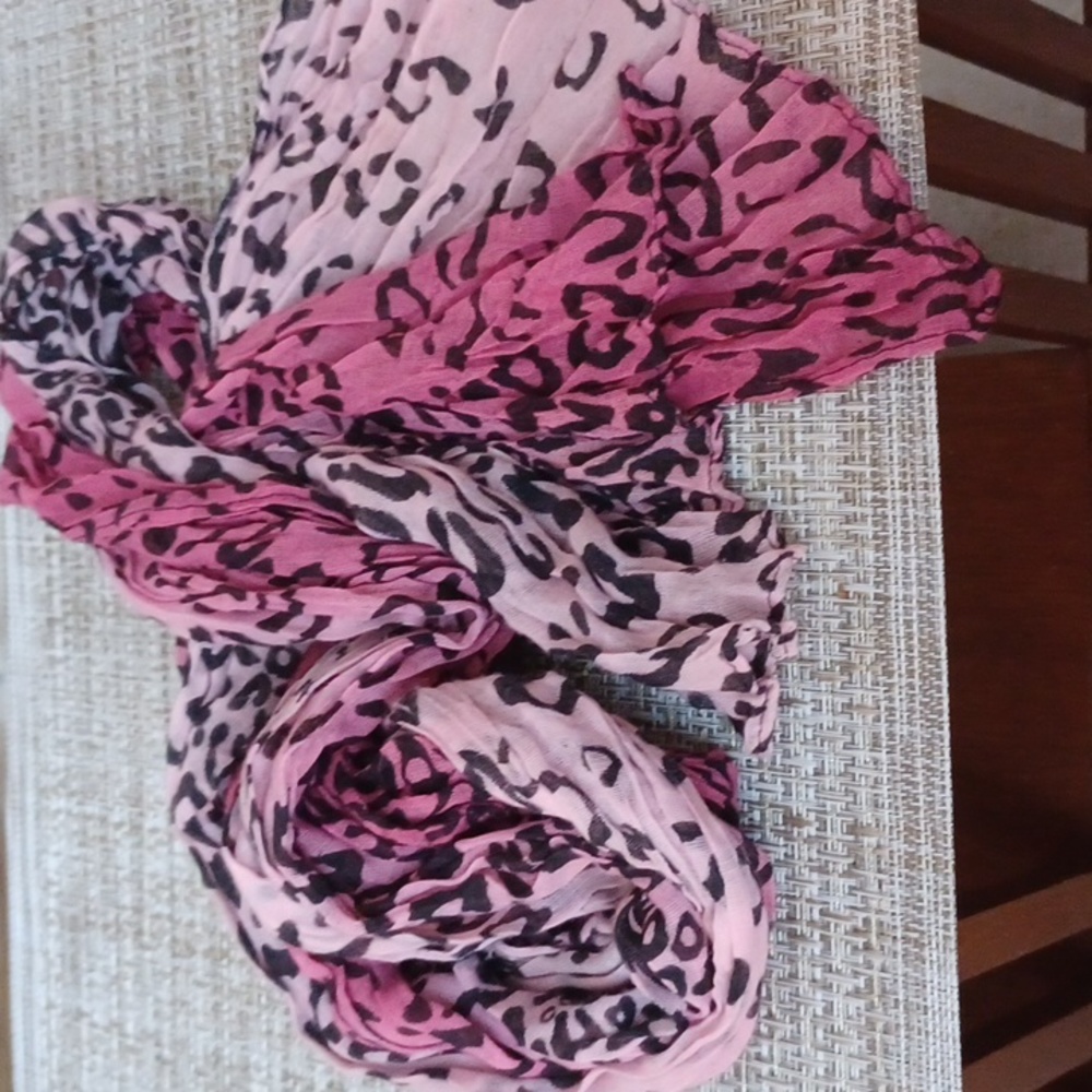 Women's cotton scarf